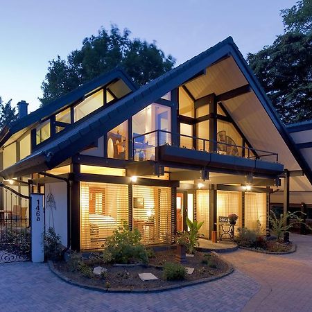 Vivere Ad Parcum - Bed And Breakfast Крефельд Экстерьер фото