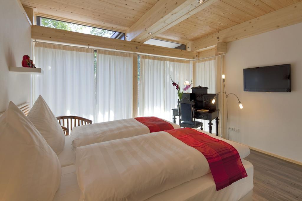 Vivere Ad Parcum - Bed And Breakfast Крефельд Номер фото