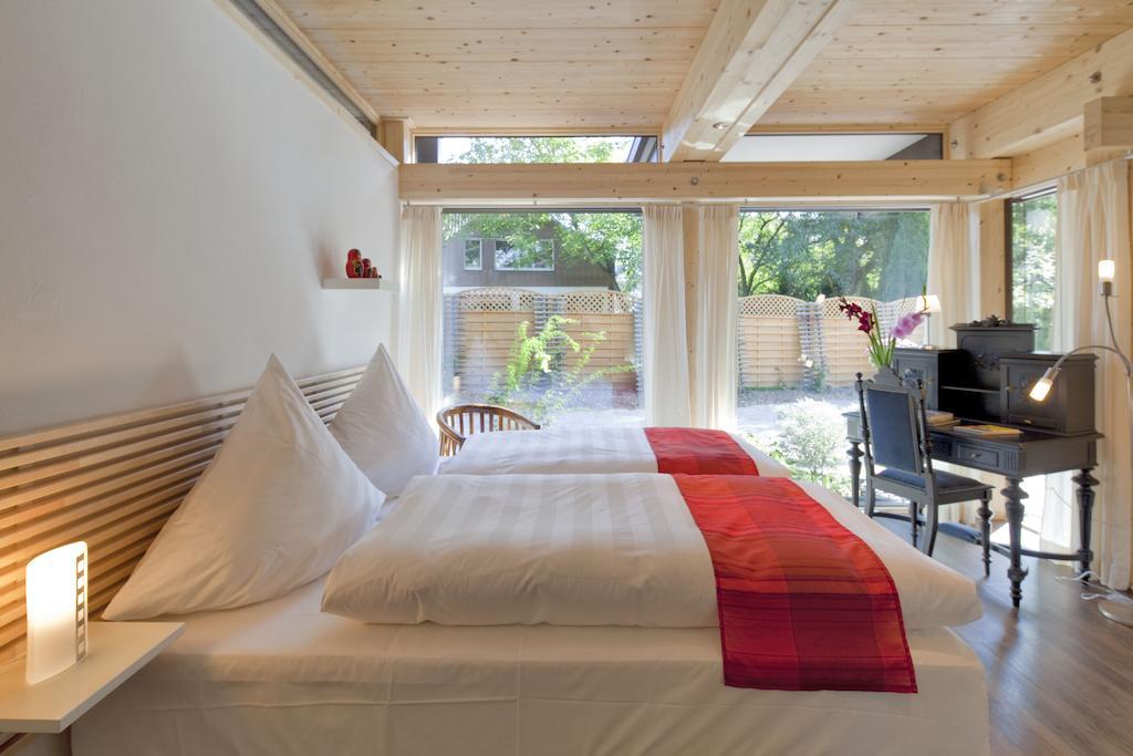 Vivere Ad Parcum - Bed And Breakfast Крефельд Номер фото